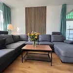 Eicher Warnemuende 4*