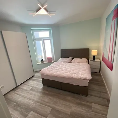 Eicher Warnemuende 4*