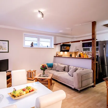 Eicher Warnemuende 4* Rostock